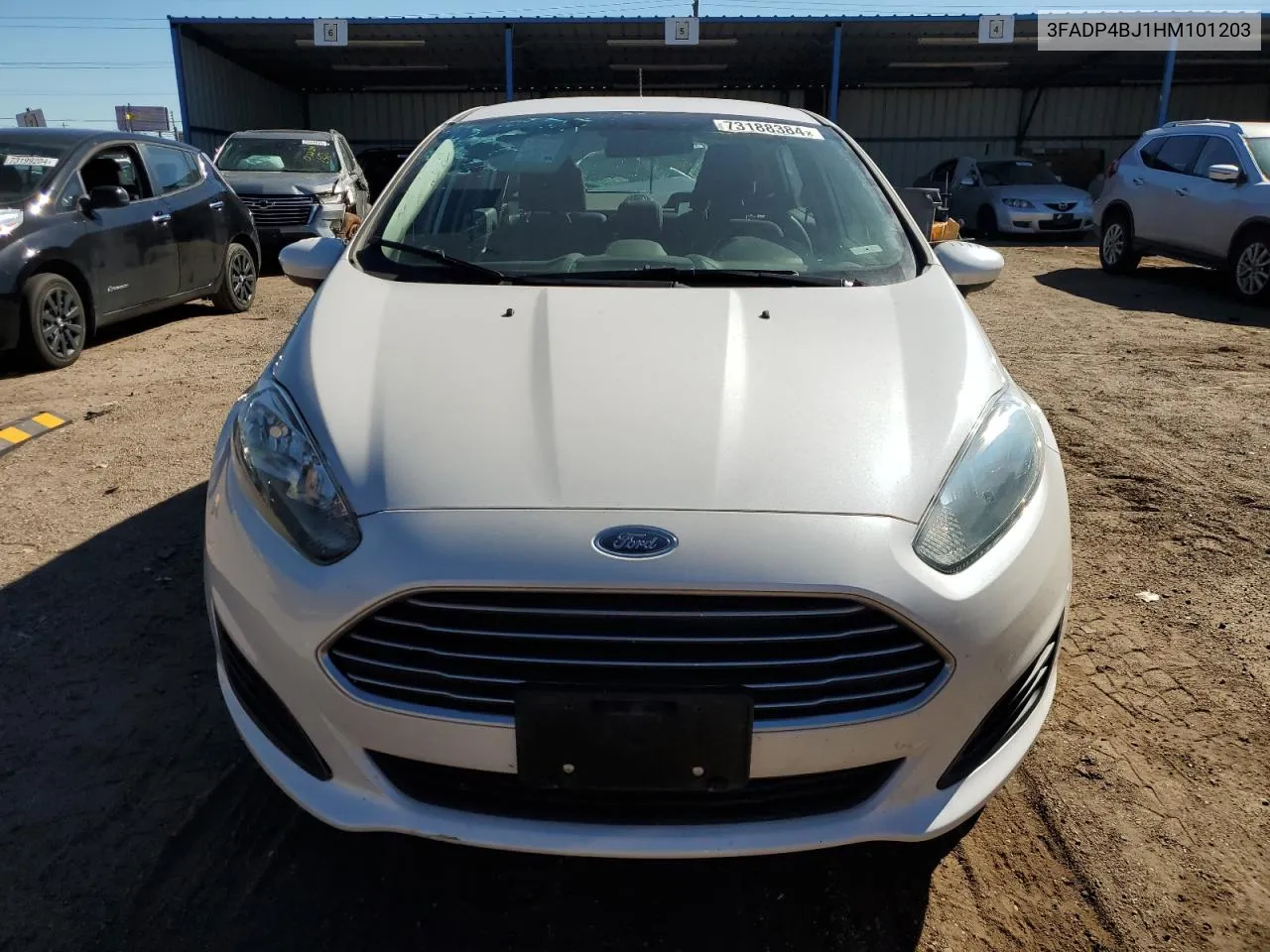 3FADP4BJ1HM101203 2017 Ford Fiesta Se