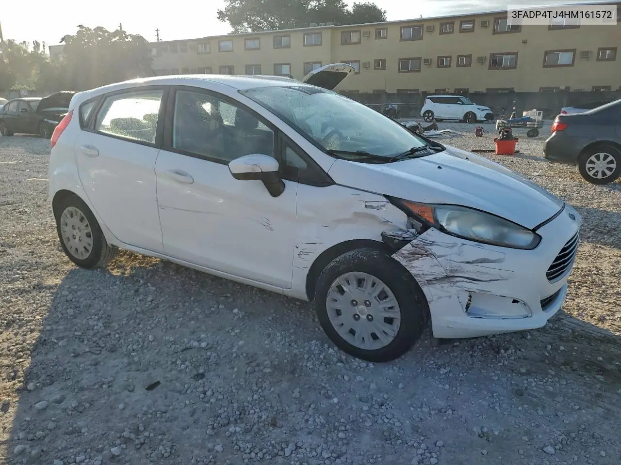 3FADP4TJ4HM161572 2017 Ford Fiesta S