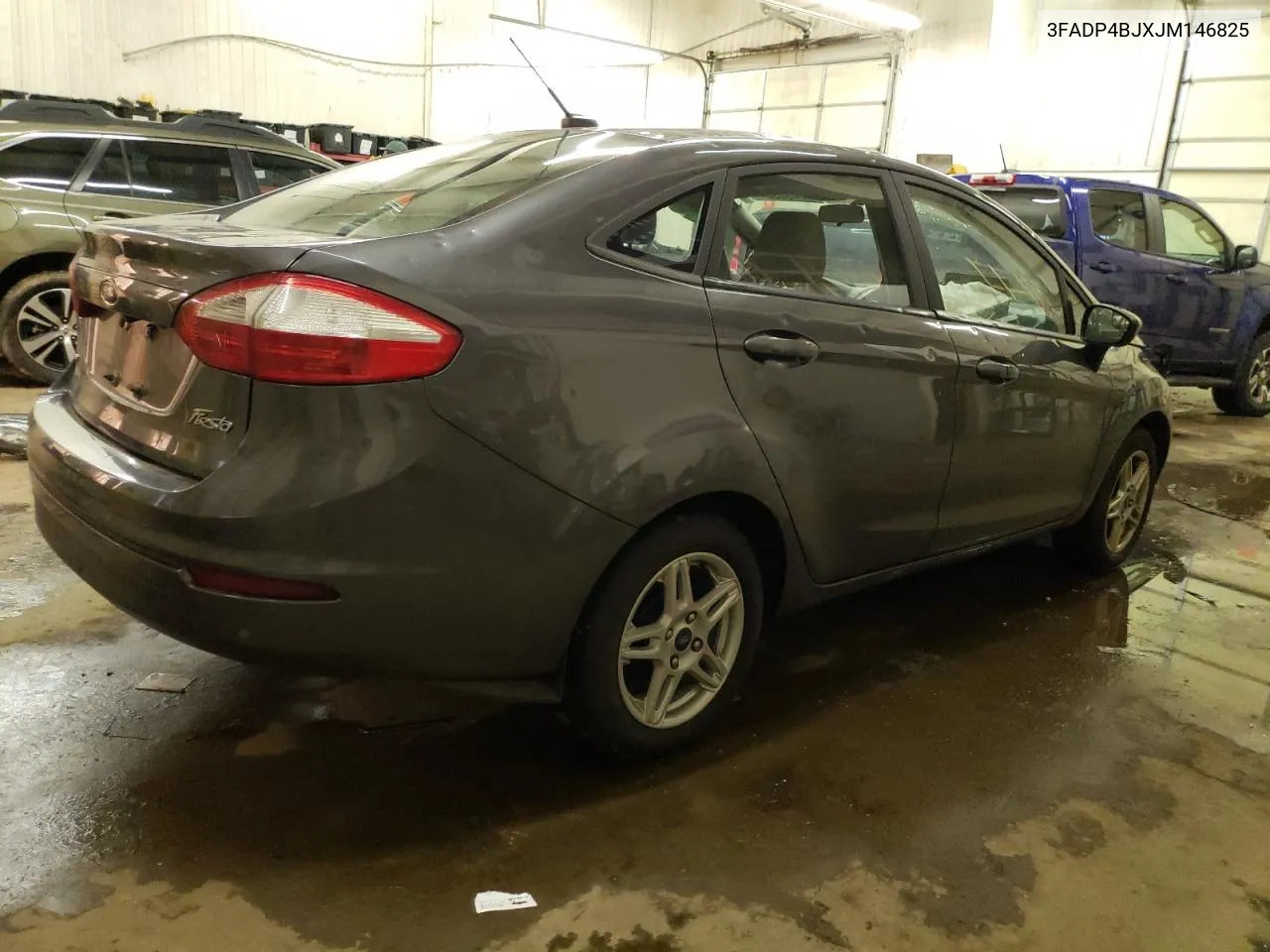 3FADP4BJXJM146825 2018 Ford Fiesta Se