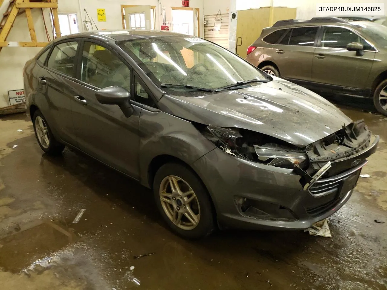 3FADP4BJXJM146825 2018 Ford Fiesta Se