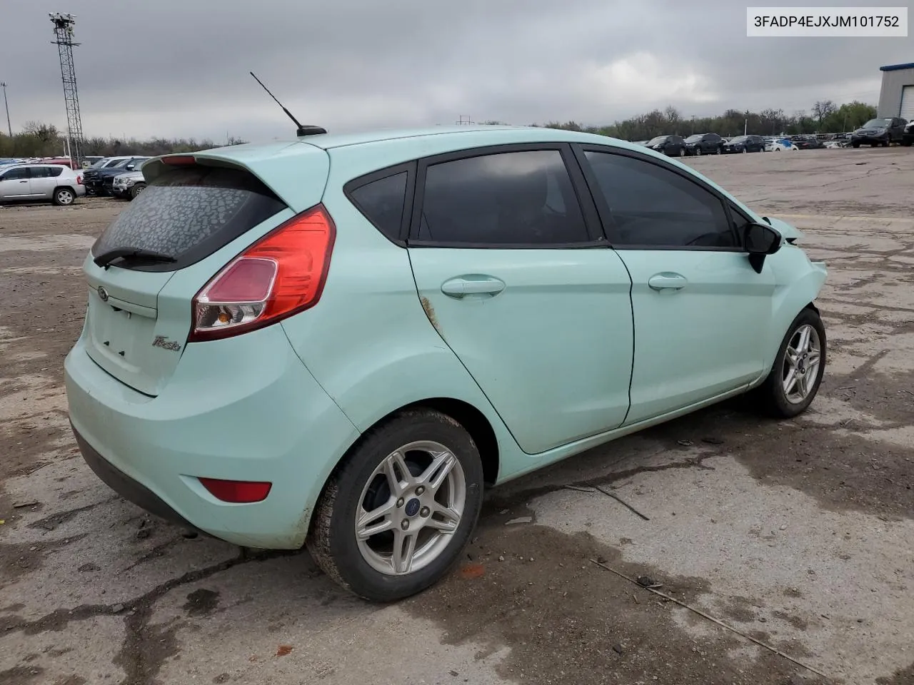 3FADP4EJXJM101752 2018 Ford Fiesta Se