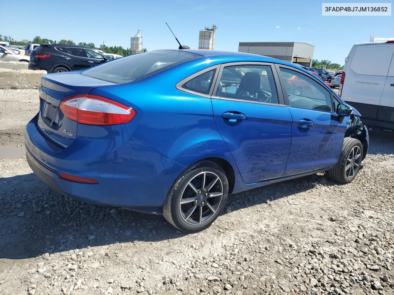 3FADP4BJ7JM136852 2018 Ford Fiesta Se