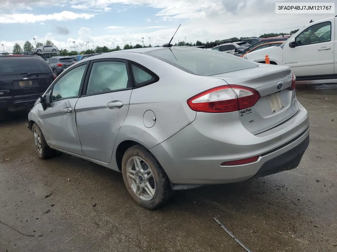 3FADP4BJ7JM121767 2018 Ford Fiesta Se