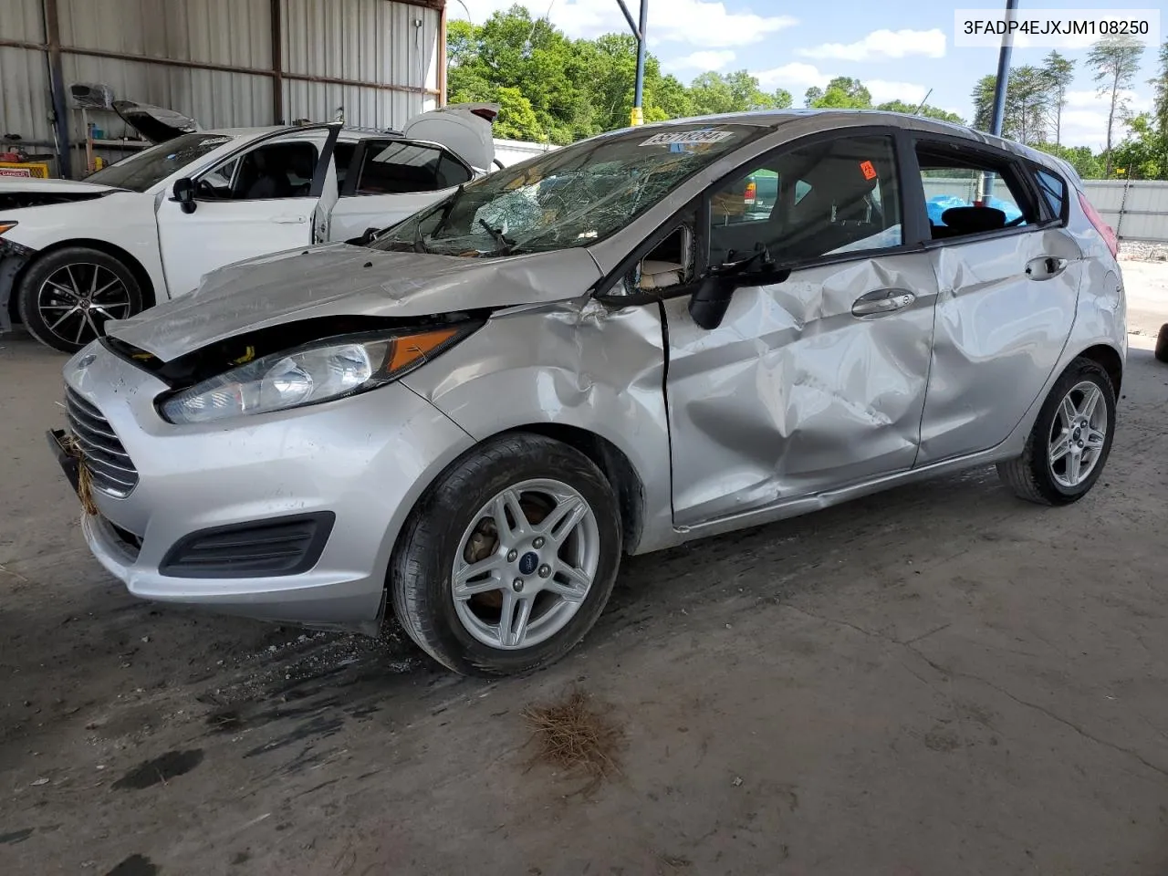 3FADP4EJXJM108250 2018 Ford Fiesta Se