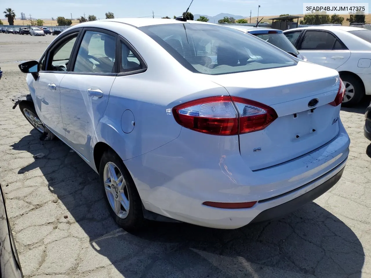 3FADP4BJXJM147375 2018 Ford Fiesta Se