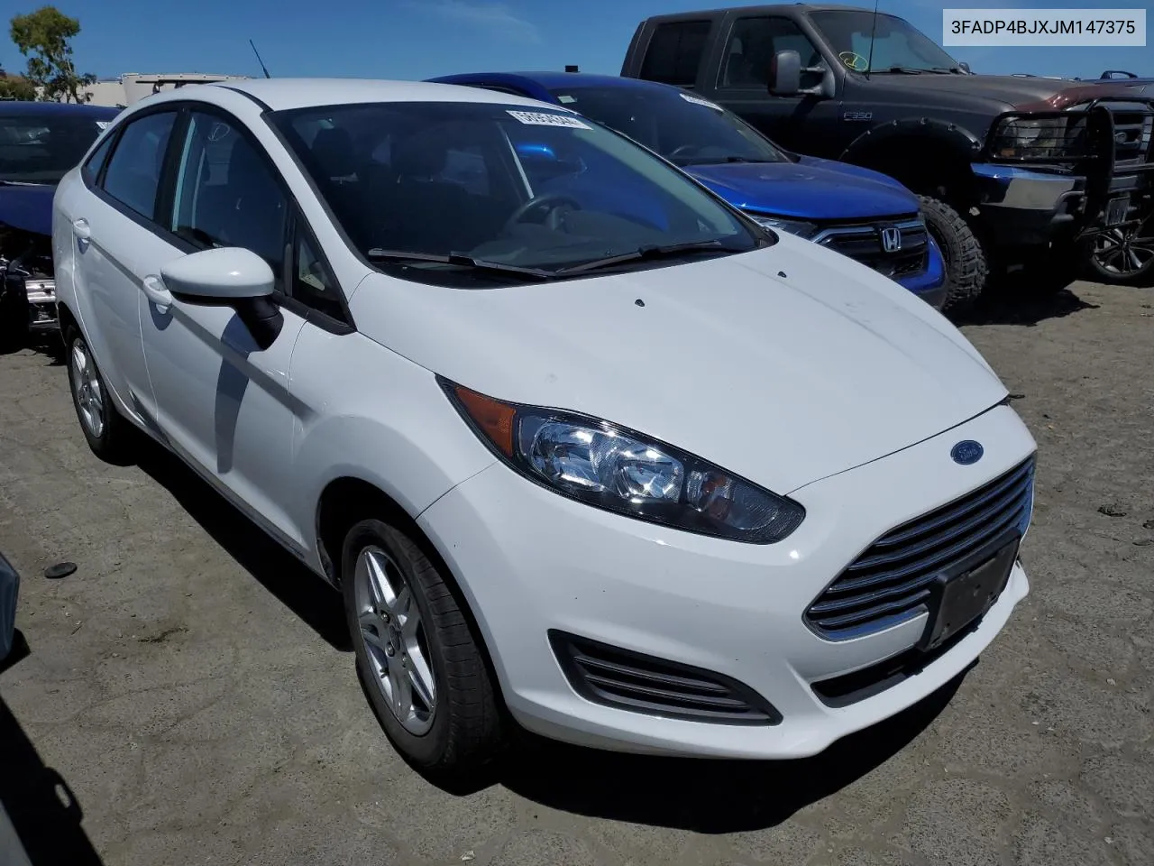 3FADP4BJXJM147375 2018 Ford Fiesta Se