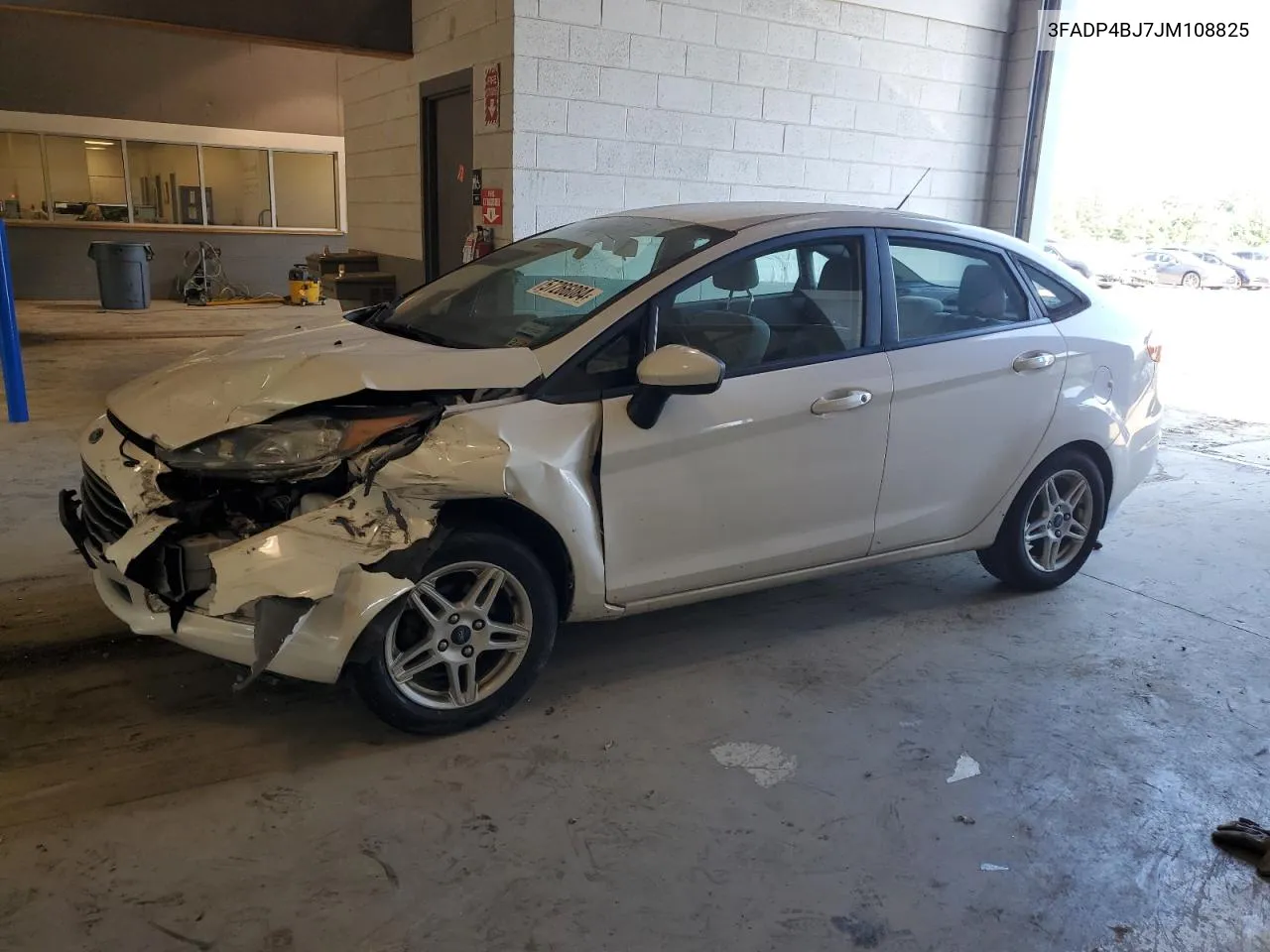 3FADP4BJ7JM108825 2018 Ford Fiesta Se