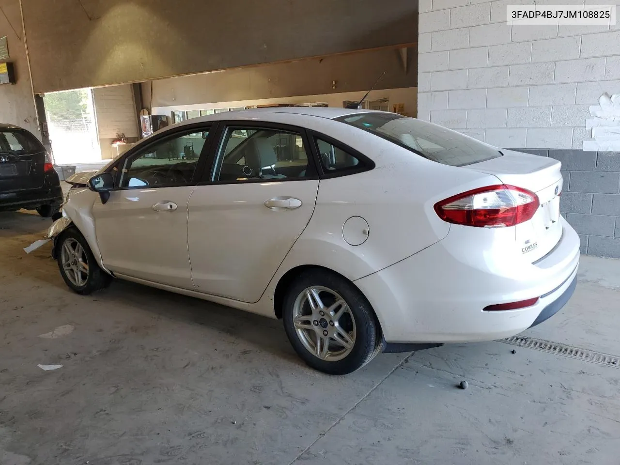 3FADP4BJ7JM108825 2018 Ford Fiesta Se