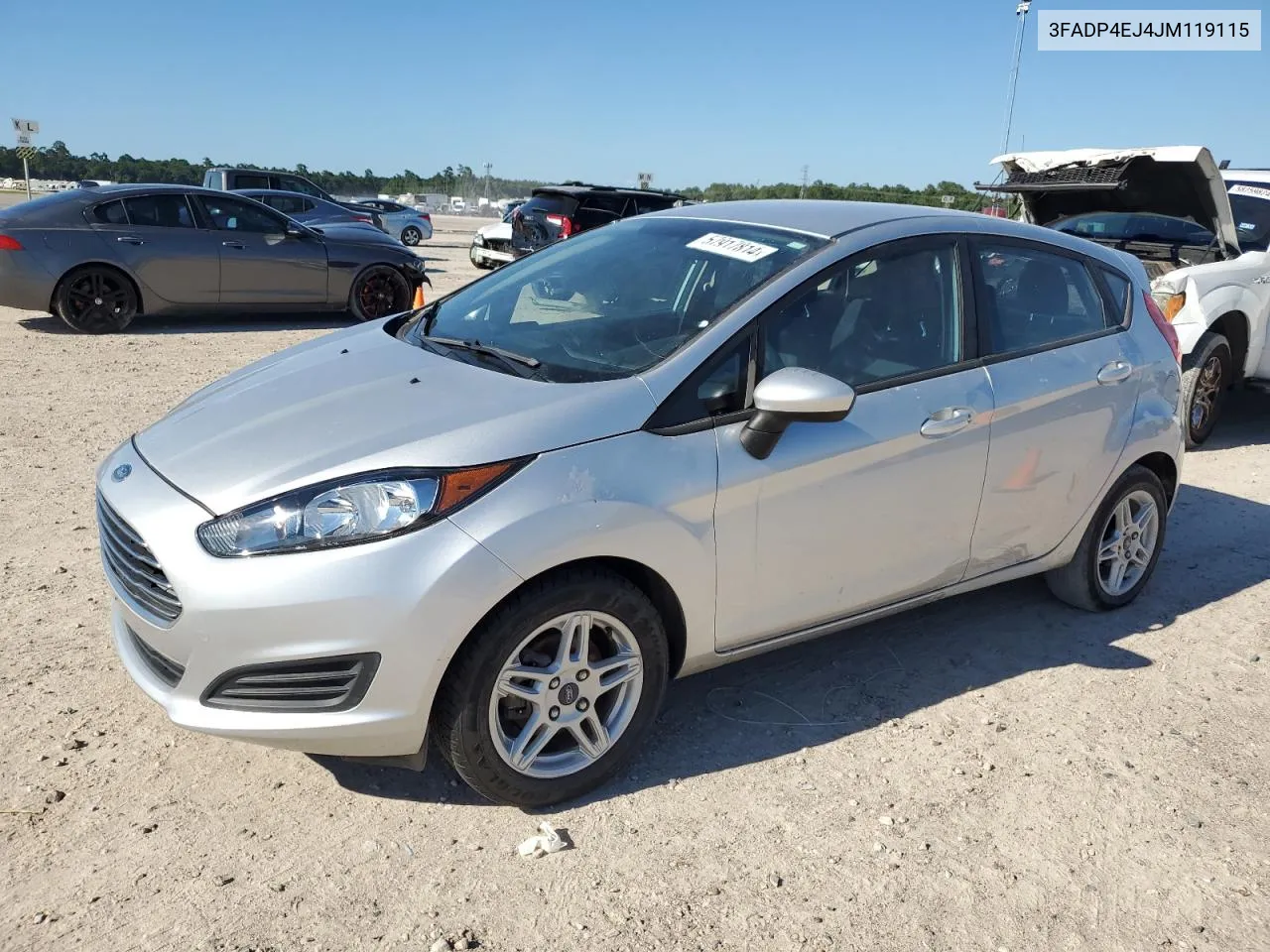 3FADP4EJ4JM119115 2018 Ford Fiesta Se