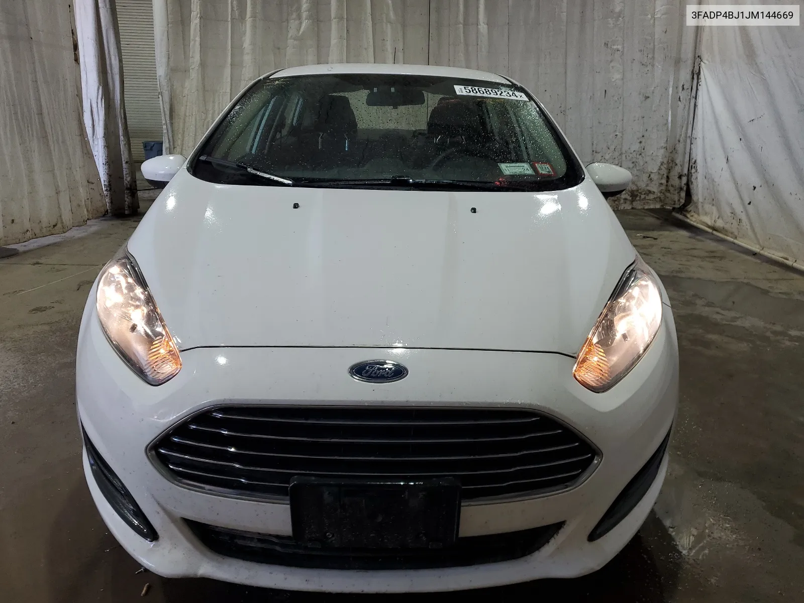 3FADP4BJ1JM144669 2018 Ford Fiesta Se