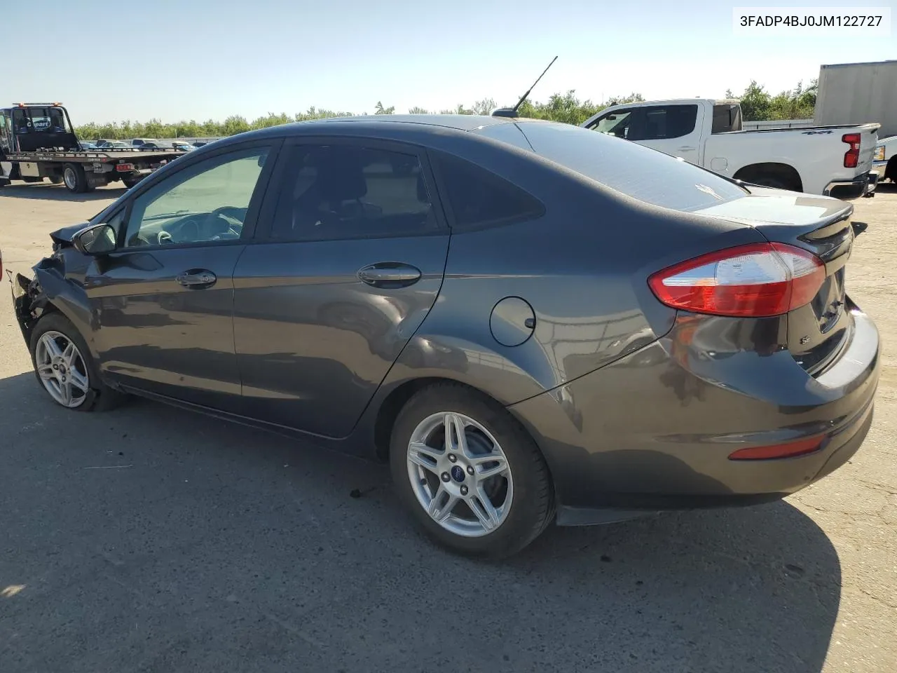 3FADP4BJ0JM122727 2018 Ford Fiesta Se