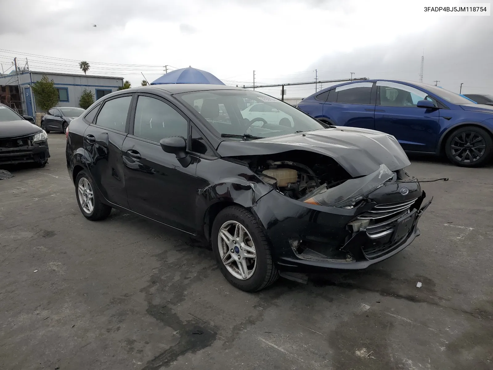 3FADP4BJ5JM118754 2018 Ford Fiesta Se