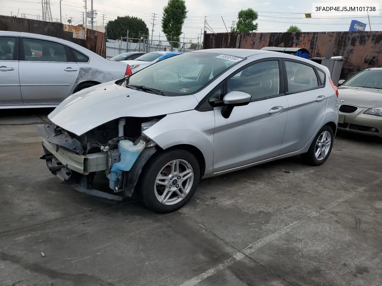 3FADP4EJ5JM101738 2018 Ford Fiesta Se