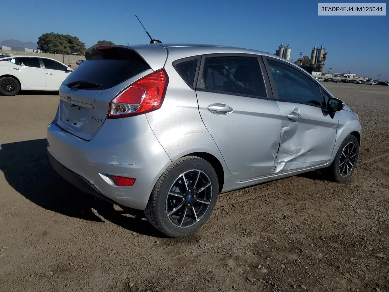 3FADP4EJ4JM125044 2018 Ford Fiesta Se