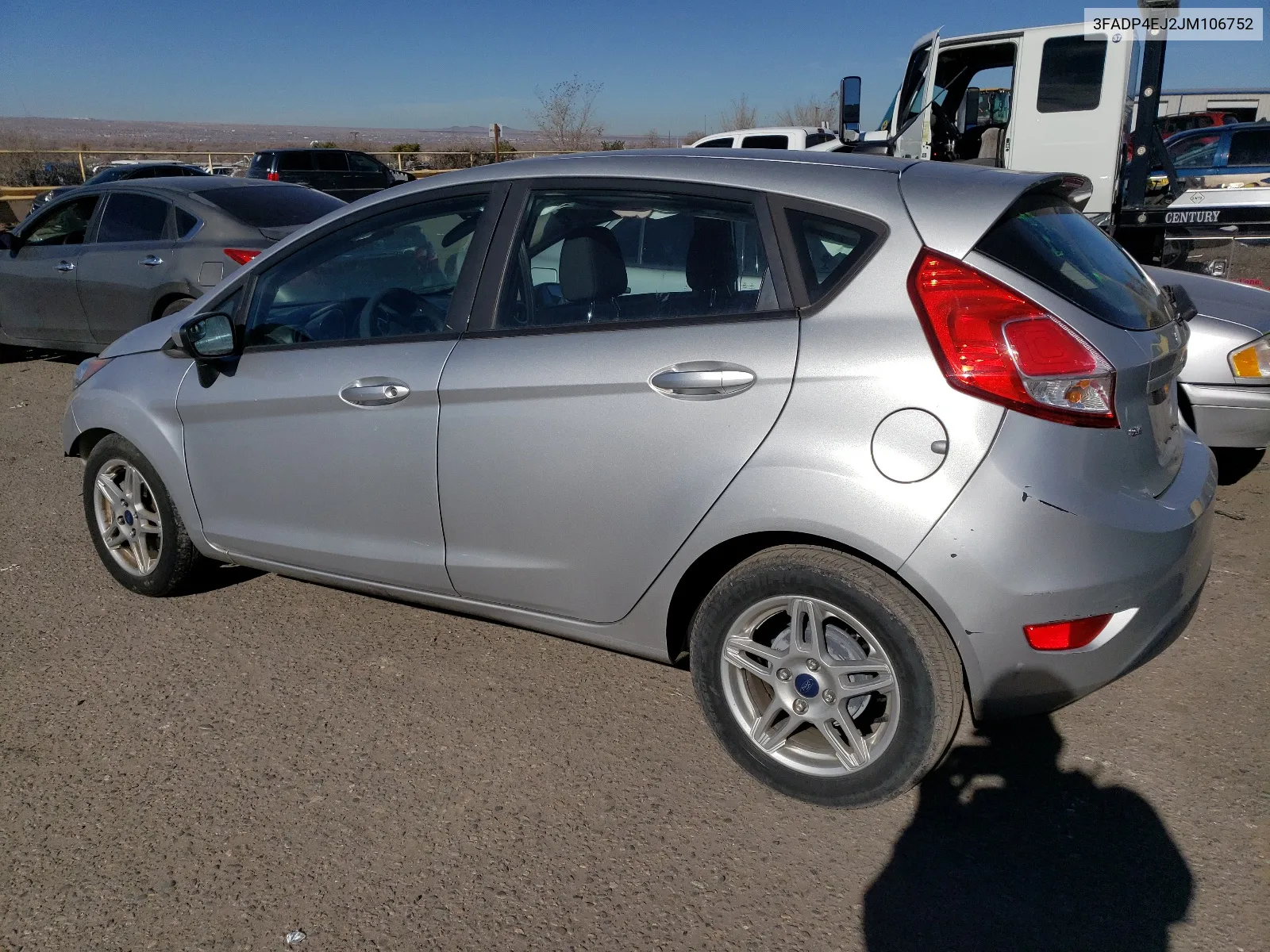 3FADP4EJ2JM106752 2018 Ford Fiesta Se