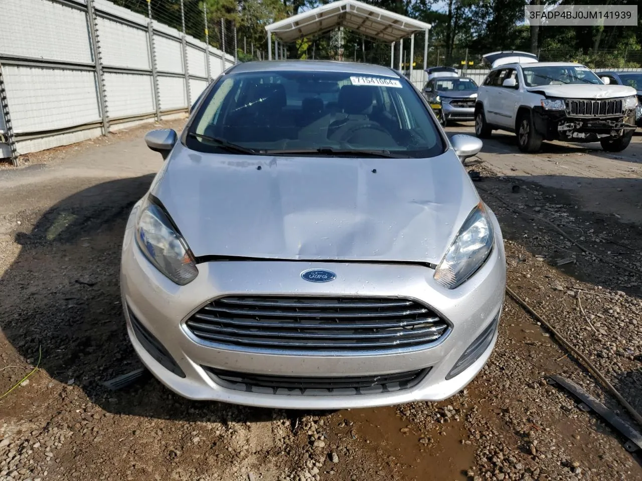 3FADP4BJ0JM141939 2018 Ford Fiesta Se