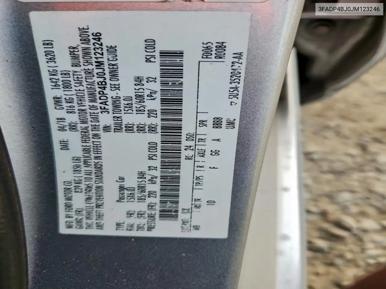 3FADP4BJ0JM123246 2018 Ford Fiesta Se