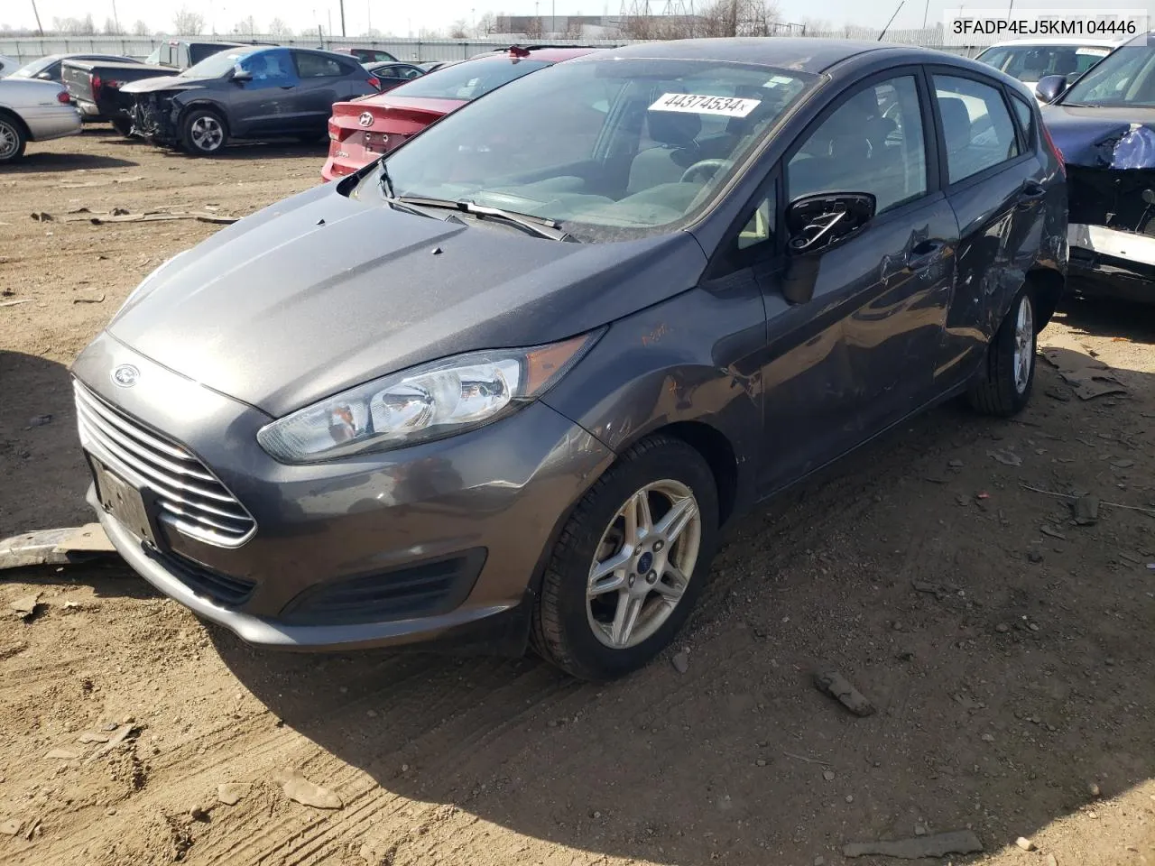 3FADP4EJ5KM104446 2019 Ford Fiesta Se