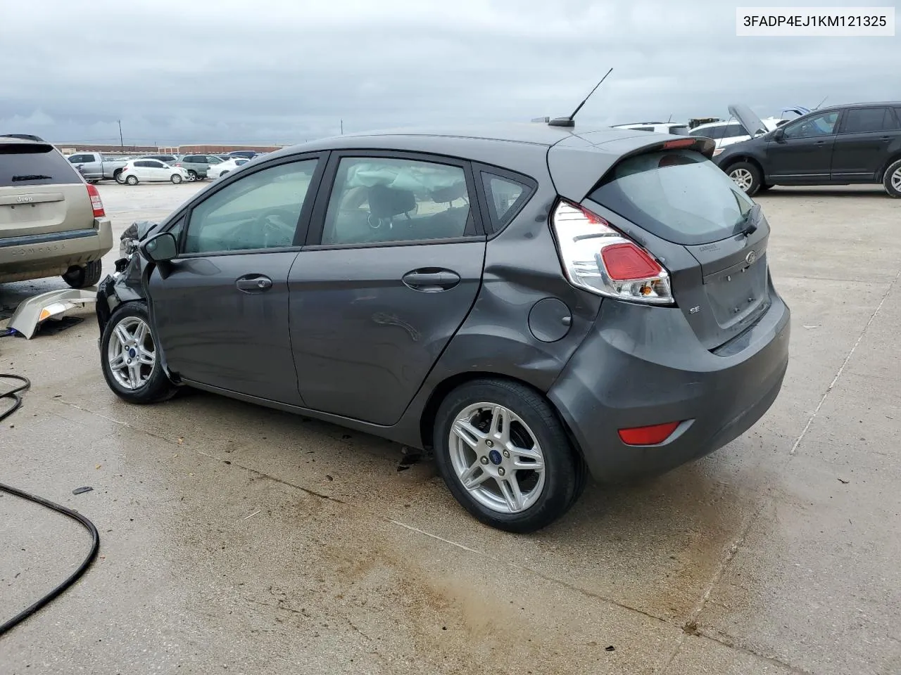 3FADP4EJ1KM121325 2019 Ford Fiesta Se