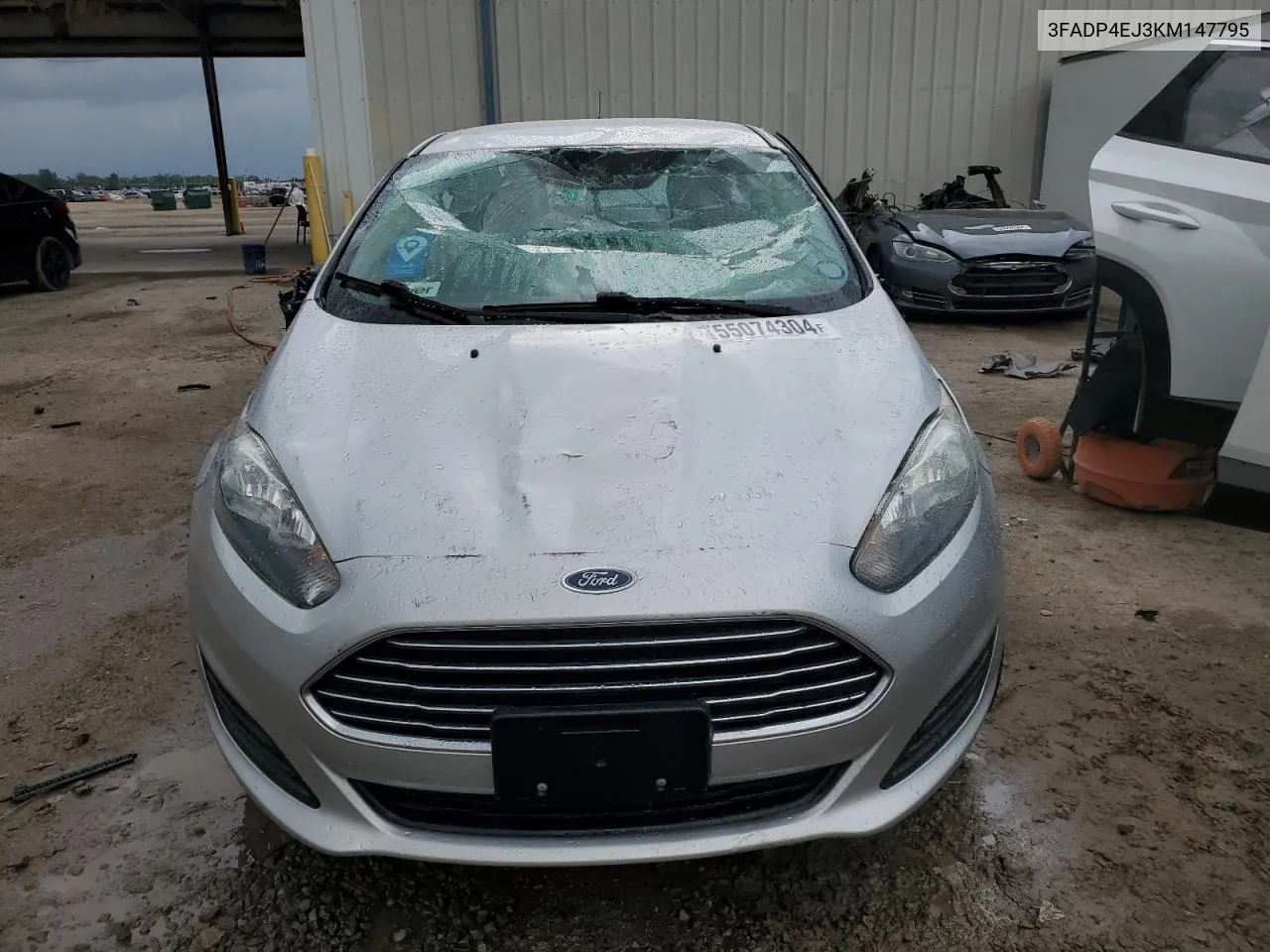 3FADP4EJ3KM147795 2019 Ford Fiesta Se