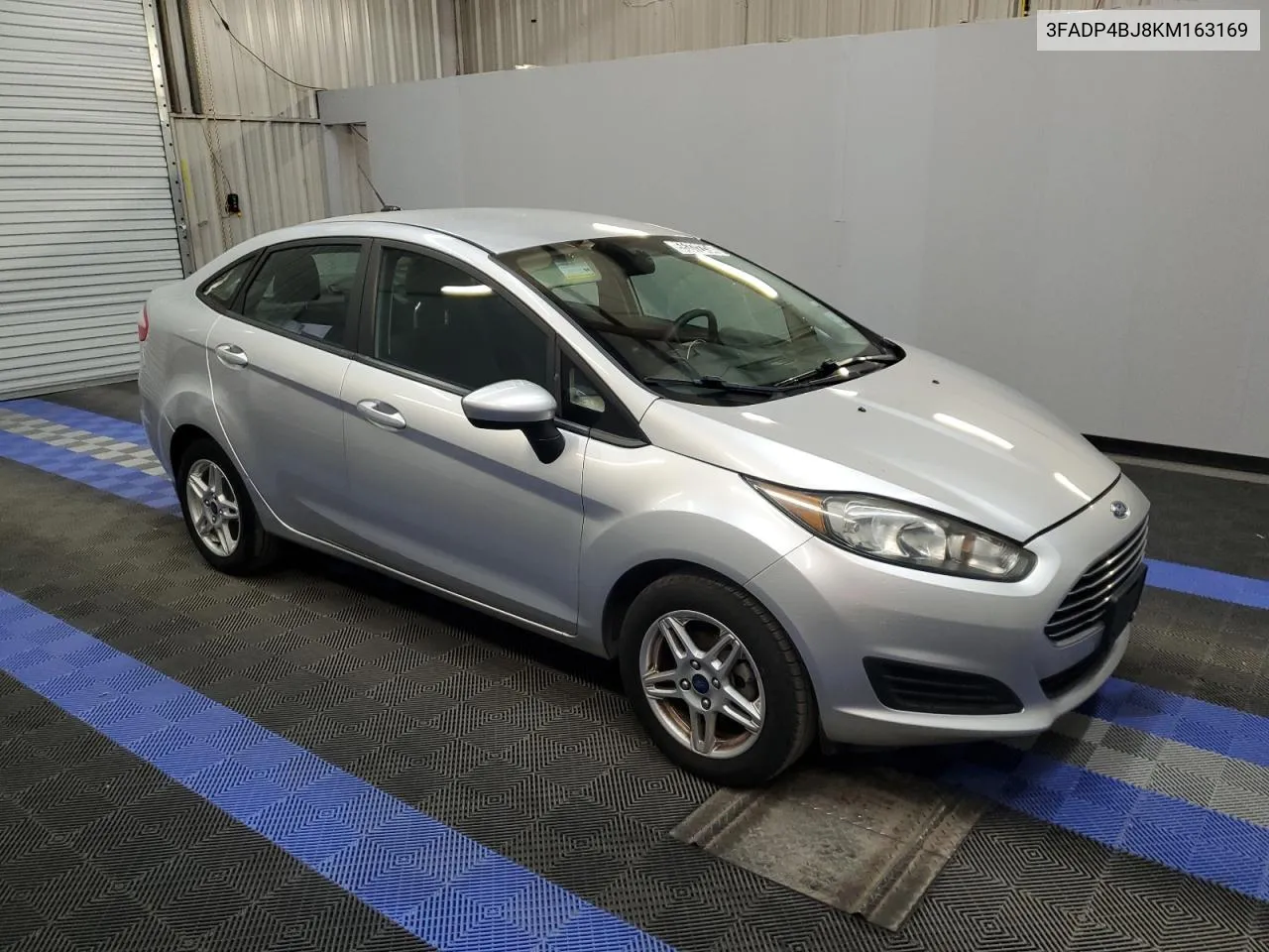 2019 Ford Fiesta Se VIN: 3FADP4BJ8KM163169 Lot: 55372734