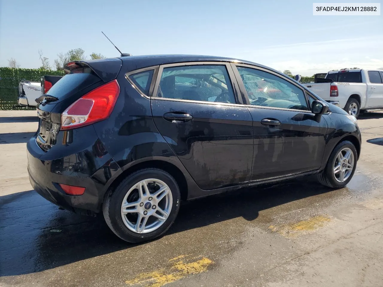 3FADP4EJ2KM128882 2019 Ford Fiesta Se