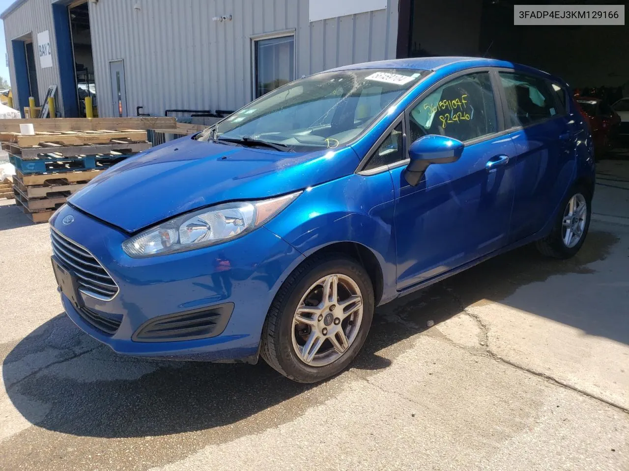 3FADP4EJ3KM129166 2019 Ford Fiesta Se