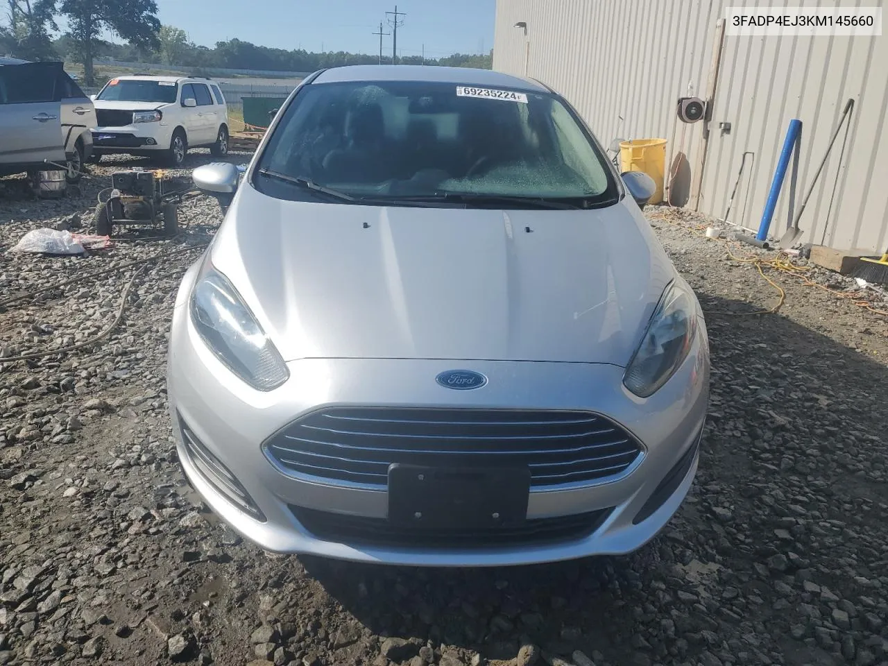 3FADP4EJ3KM145660 2019 Ford Fiesta Se