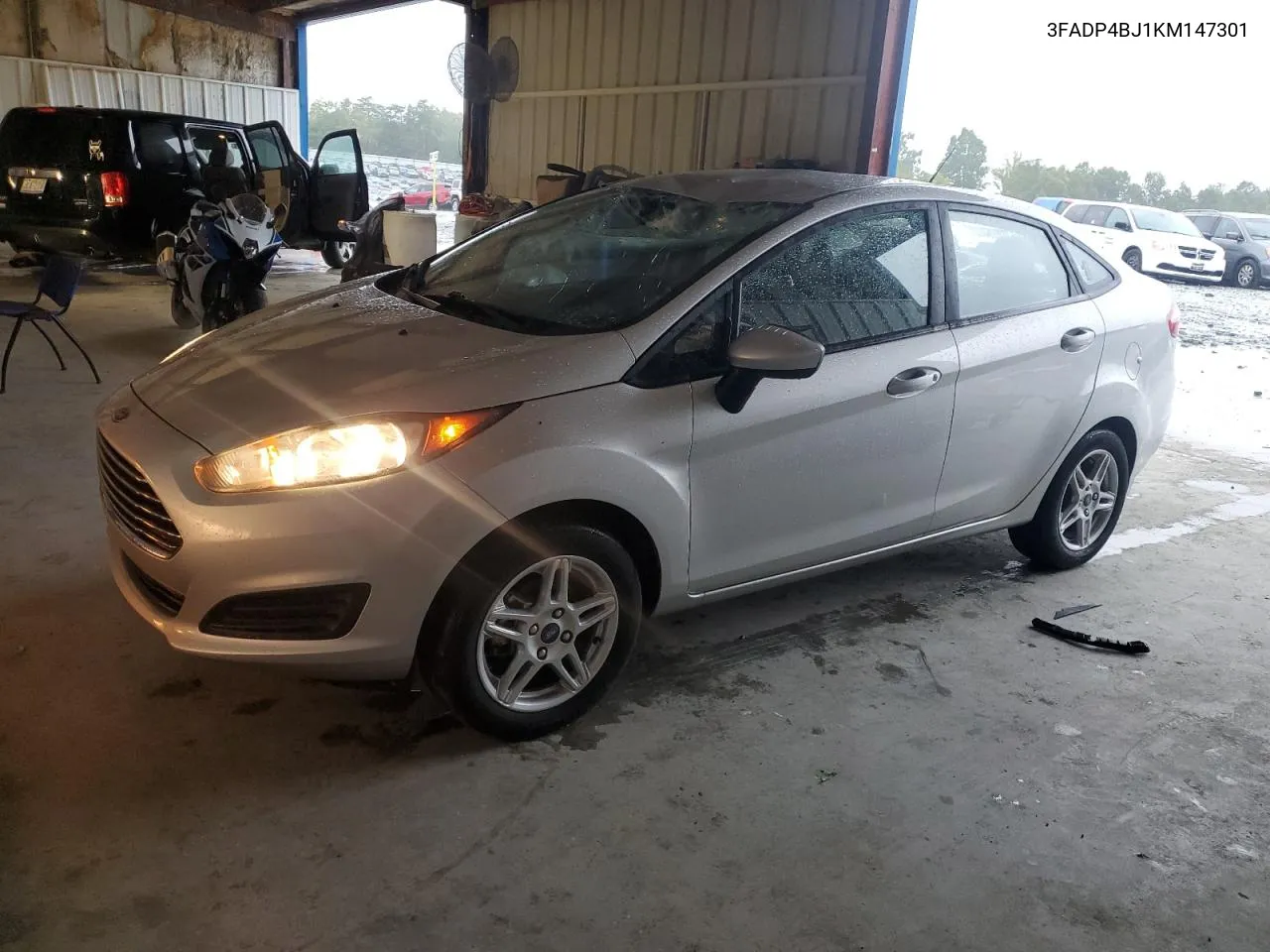 2019 Ford Fiesta Se VIN: 3FADP4BJ1KM147301 Lot: 73568004