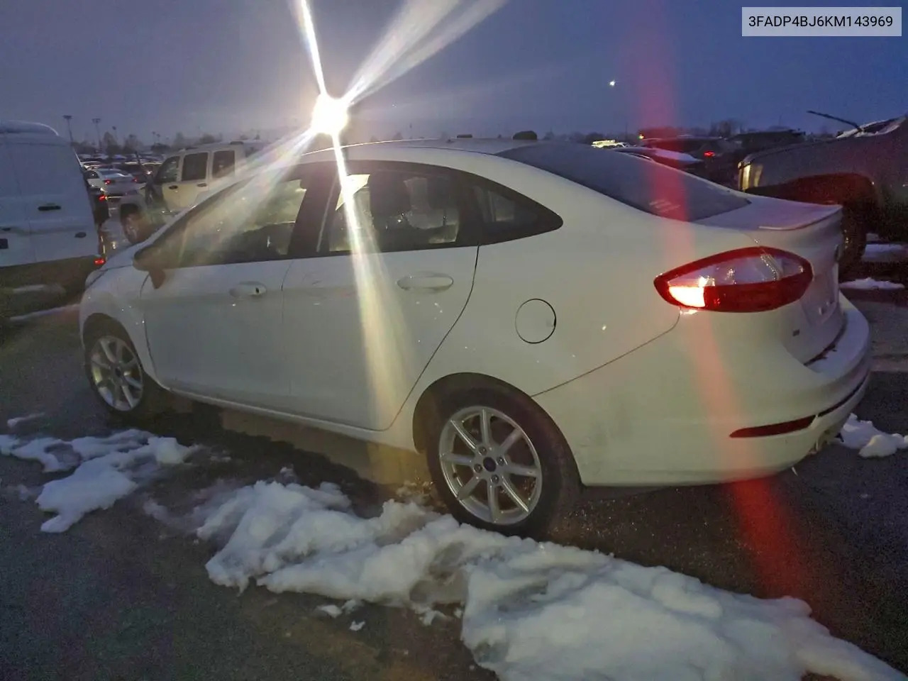 3FADP4BJ6KM143969 2019 Ford Fiesta Se