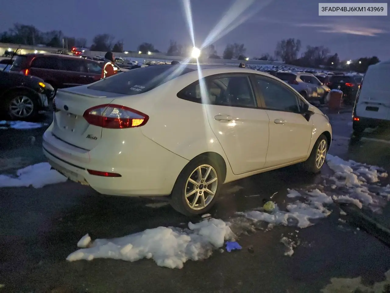 3FADP4BJ6KM143969 2019 Ford Fiesta Se