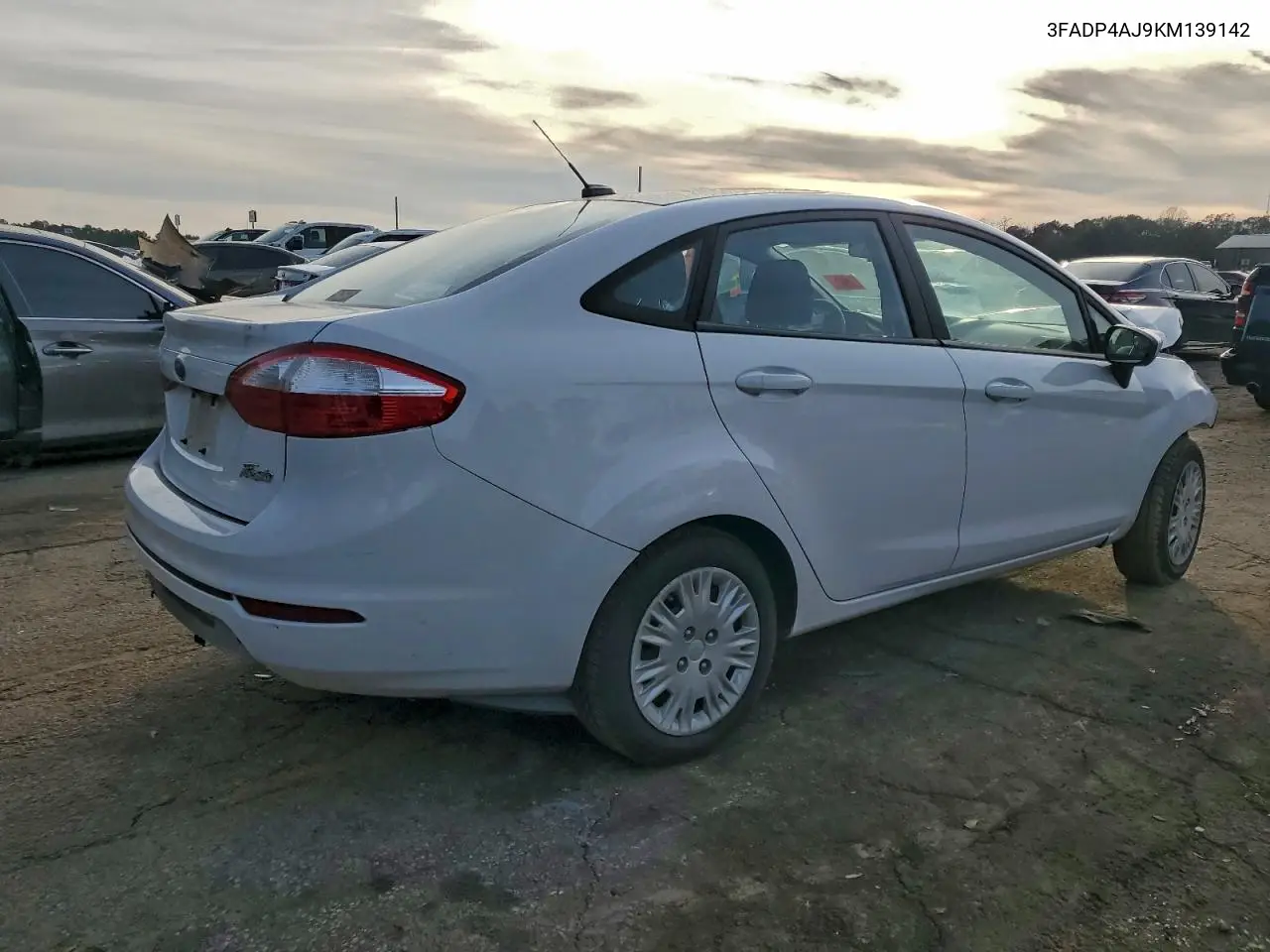 3FADP4AJ9KM139142 2019 Ford Fiesta S