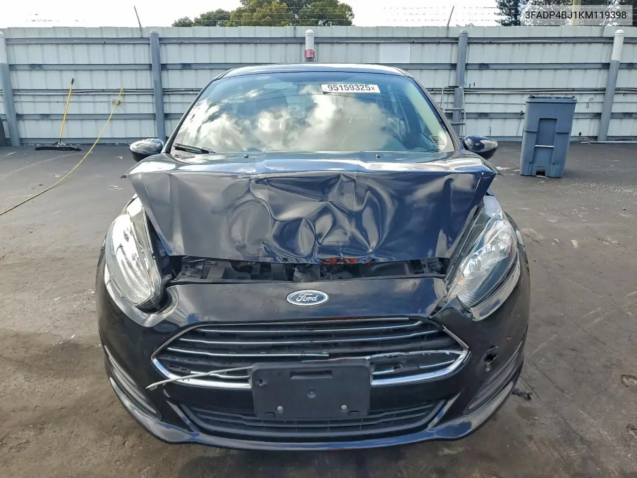 3FADP4BJ1KM119398 2019 Ford Fiesta Se