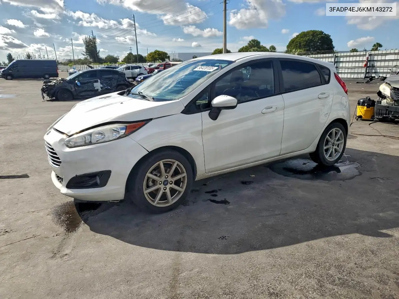 3FADP4EJ6KM143272 2019 Ford Fiesta Se
