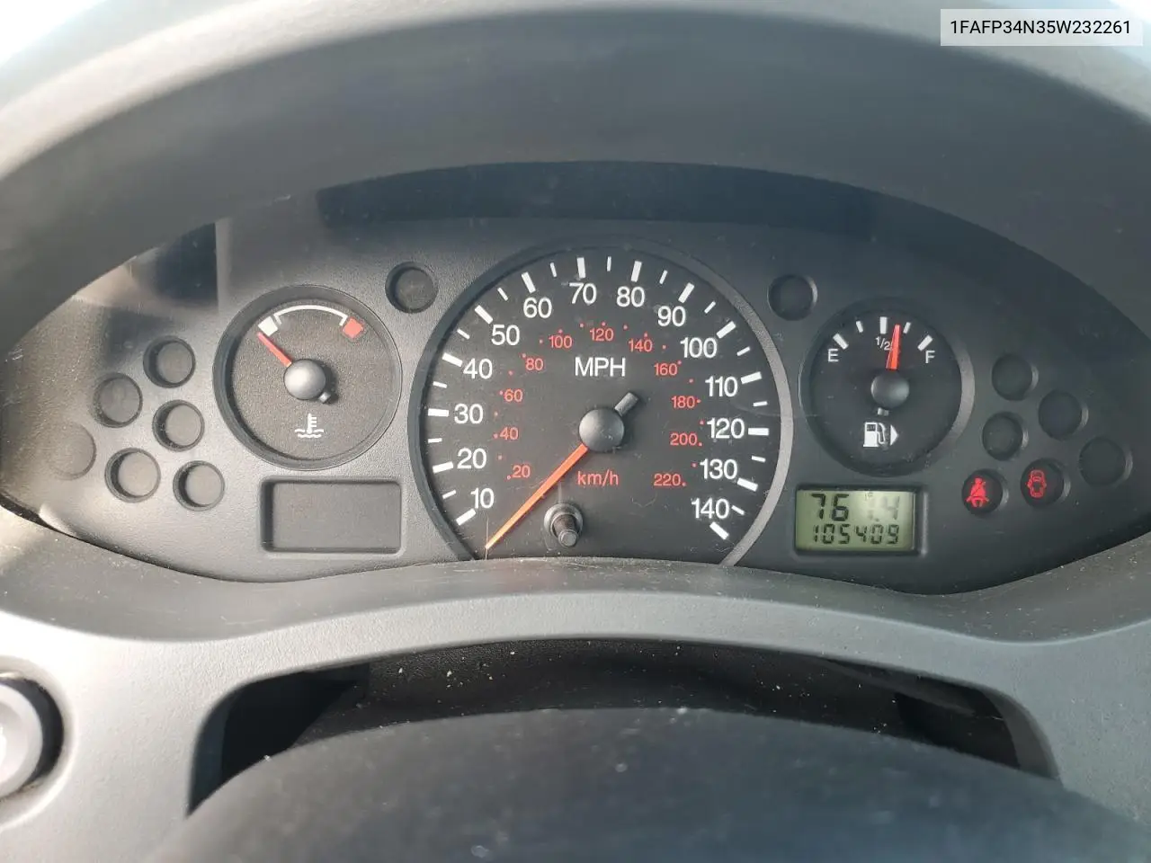 1FAFP34N35W232261 2005 Ford Focus Zx4