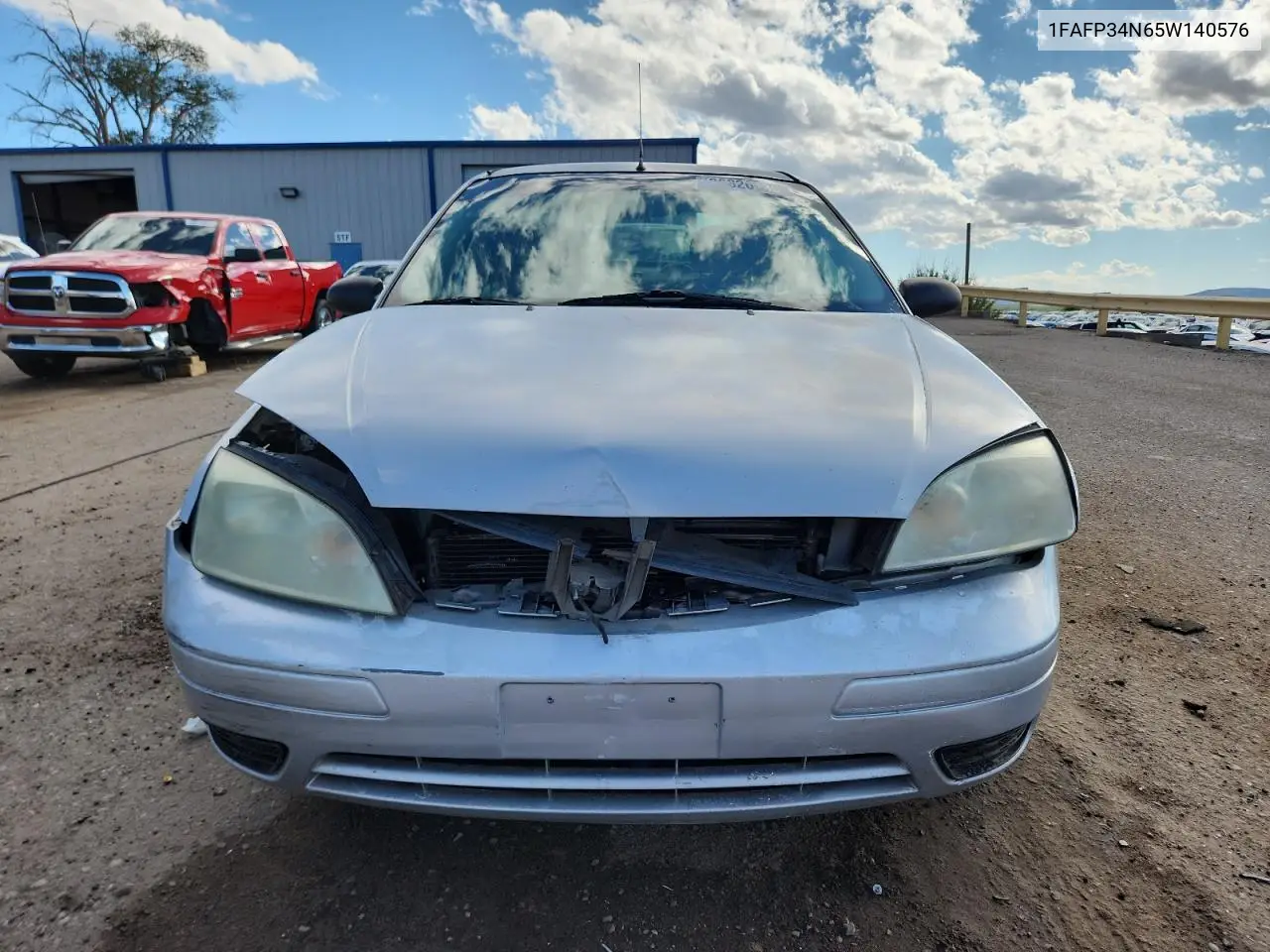 1FAFP34N65W140576 2005 Ford Focus Zx4