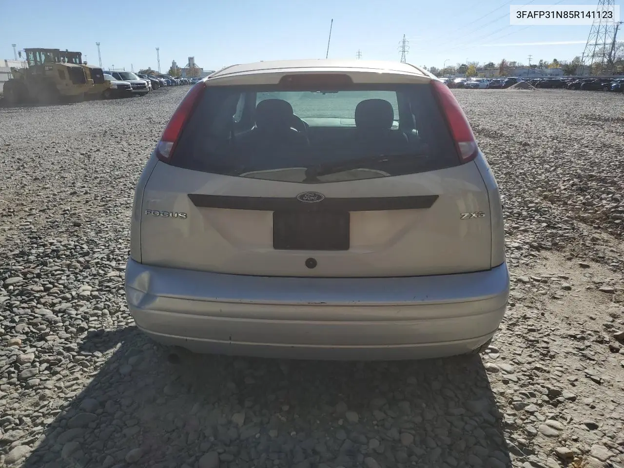 3FAFP31N85R141123 2005 Ford Focus Zx3