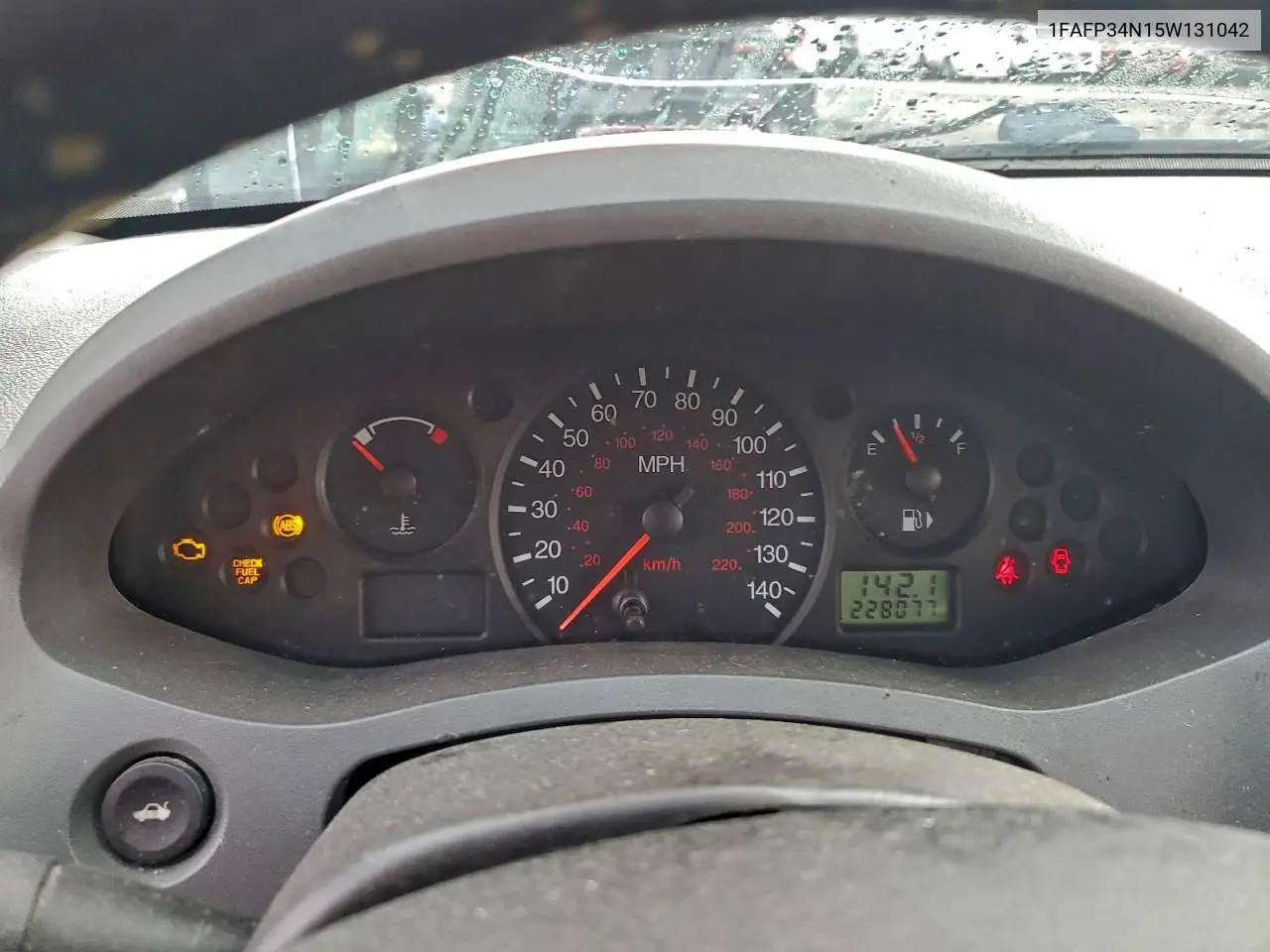 1FAFP34N15W131042 2005 Ford Focus Zx4