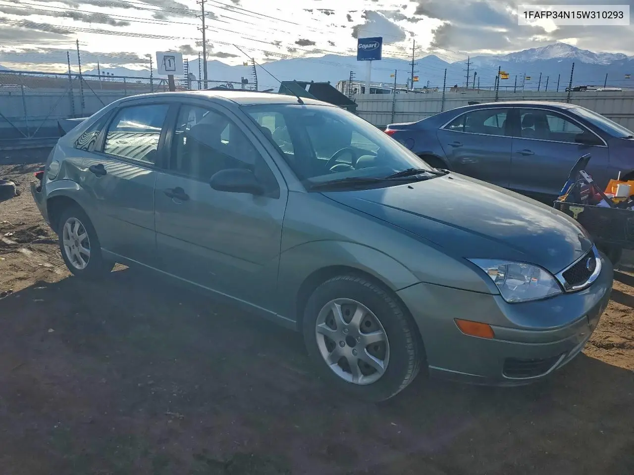 1FAFP34N15W310293 2005 Ford Focus Zx4