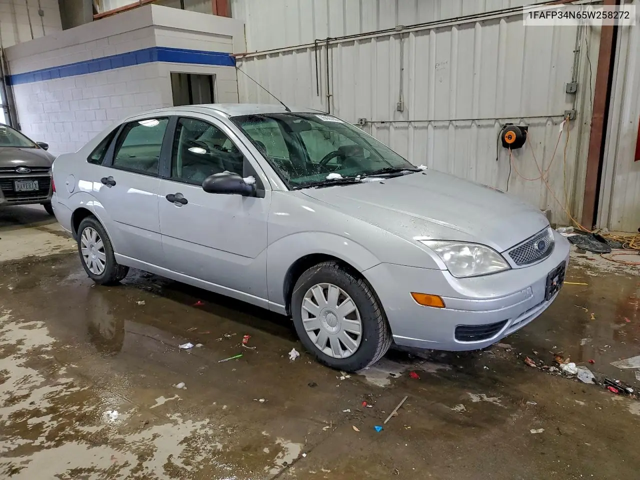 1FAFP34N65W258272 2005 Ford Focus Zx4