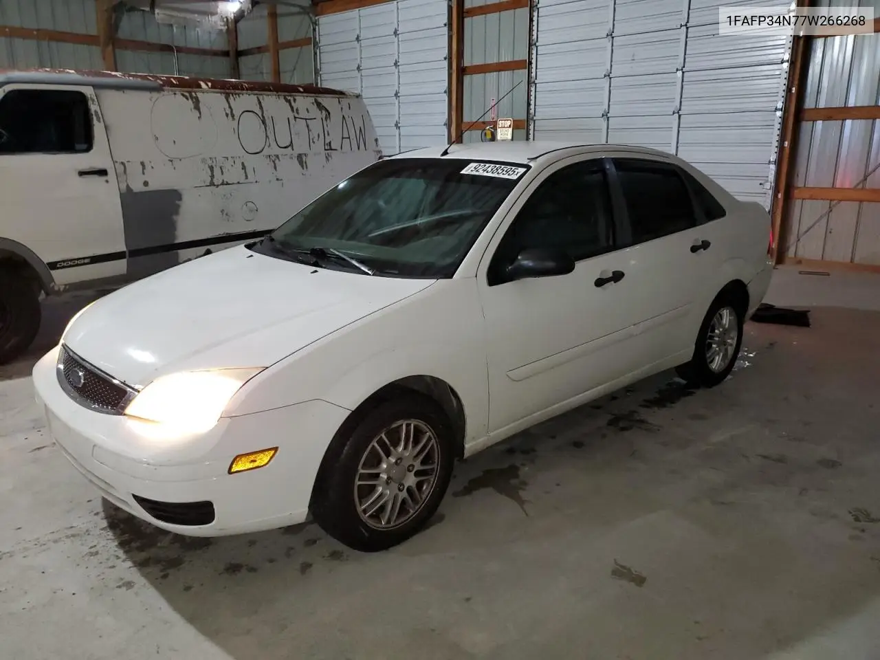 1FAFP34N77W266268 2007 Ford Focus Zx4