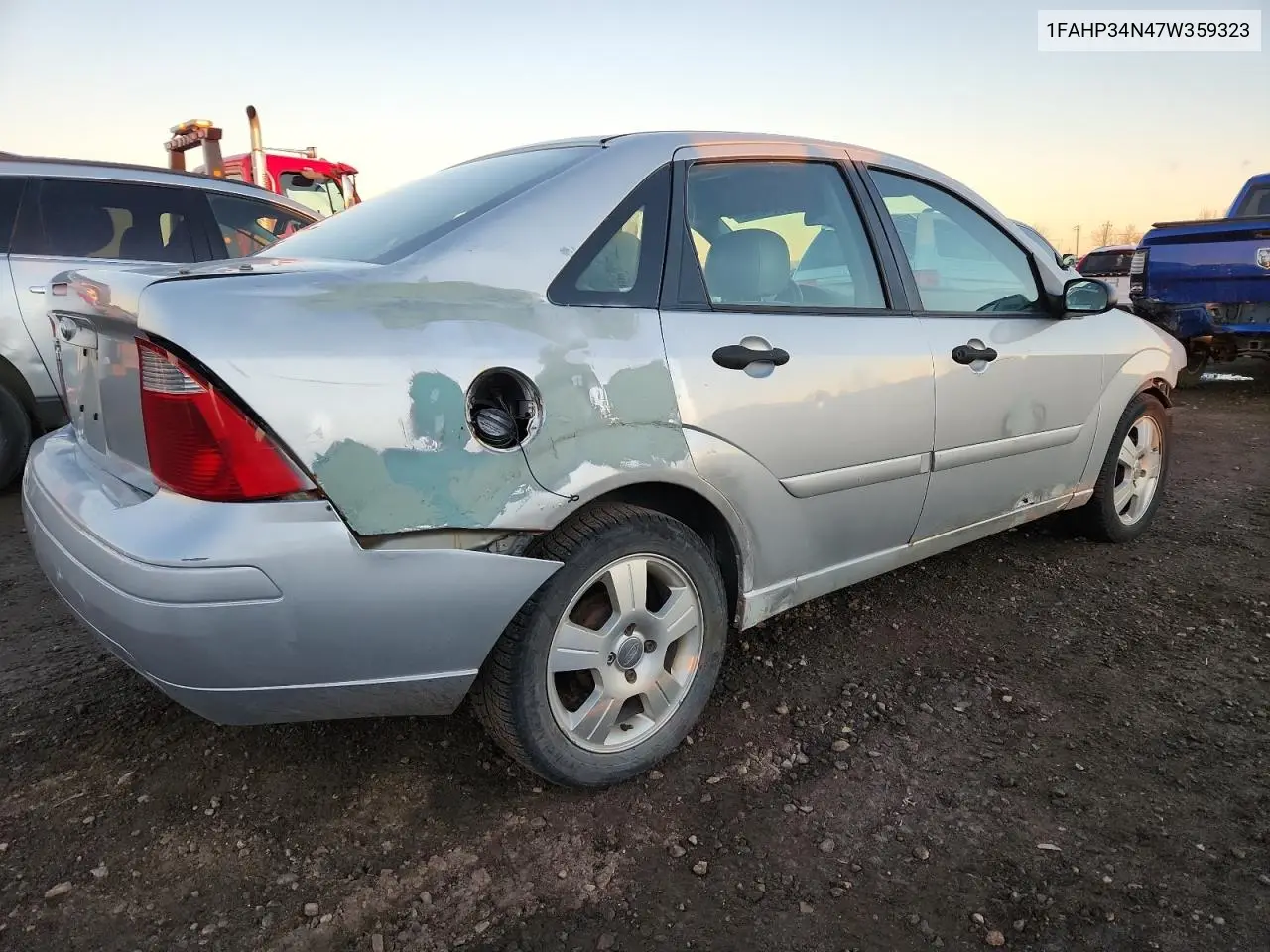 1FAHP34N47W359323 2007 Ford Focus Zx4