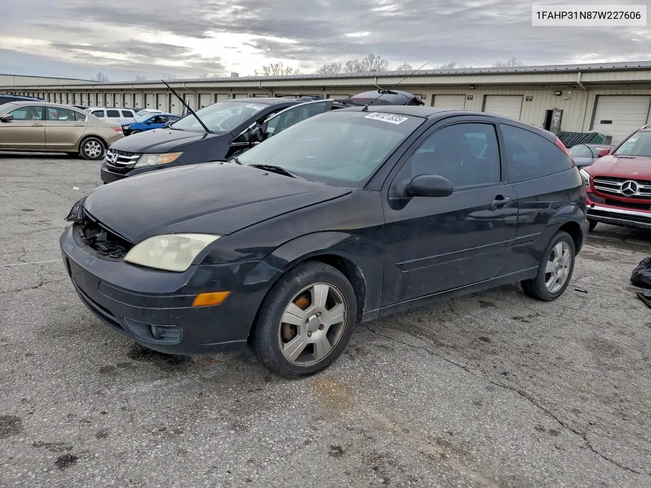 1FAHP31N87W227606 2007 Ford Focus Zx3