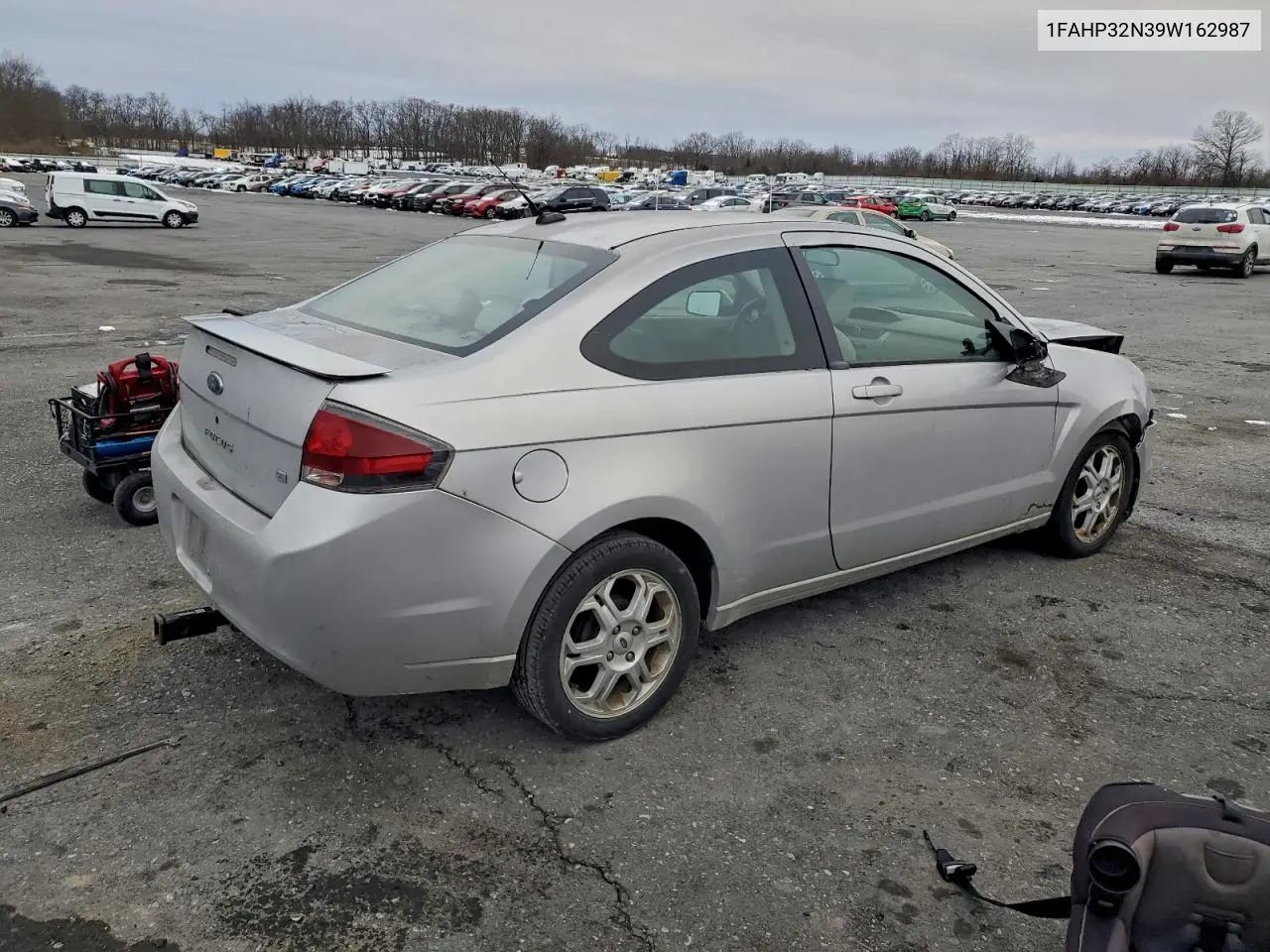 1FAHP32N39W162987 2009 Ford Focus Se