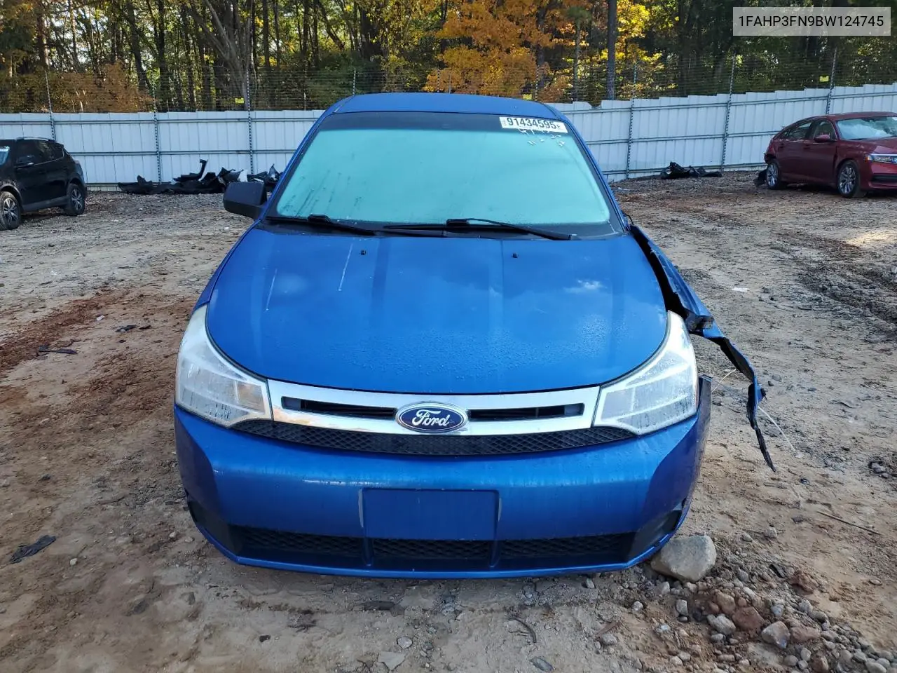 1FAHP3FN9BW124745 2011 Ford Focus Se