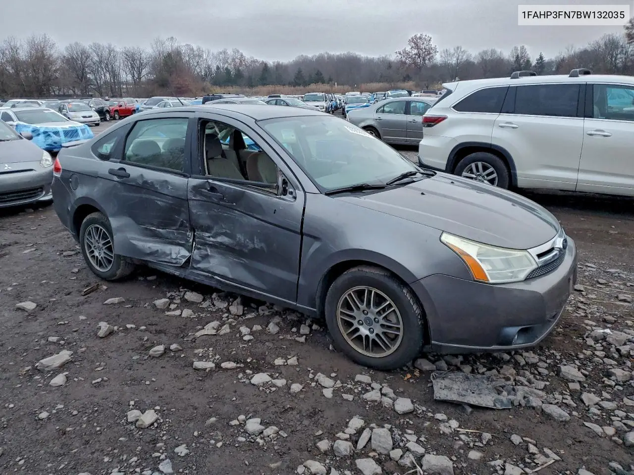 1FAHP3FN7BW132035 2011 Ford Focus Se