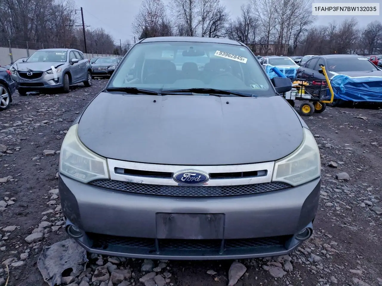 1FAHP3FN7BW132035 2011 Ford Focus Se