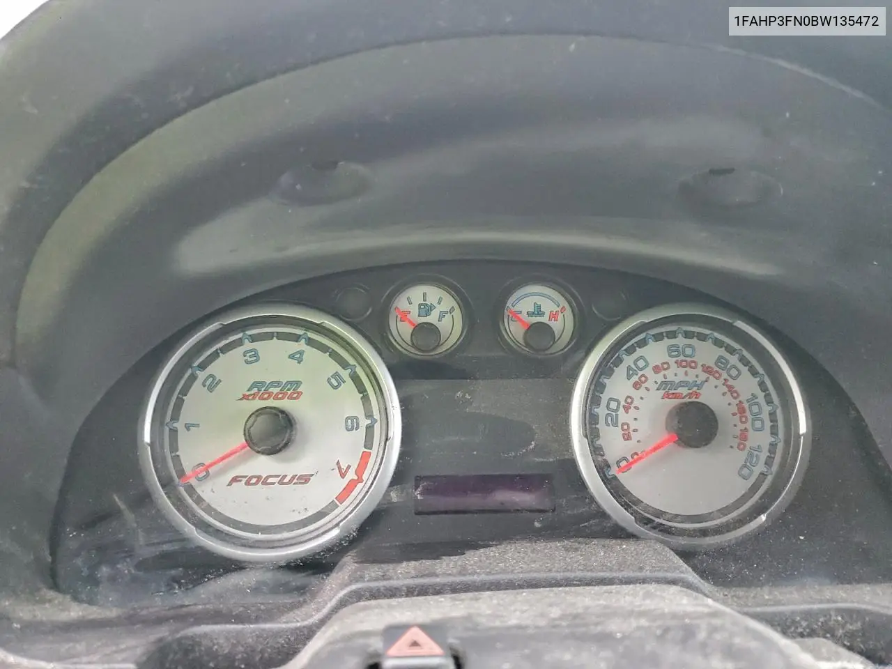 1FAHP3FN0BW135472 2011 Ford Focus Se