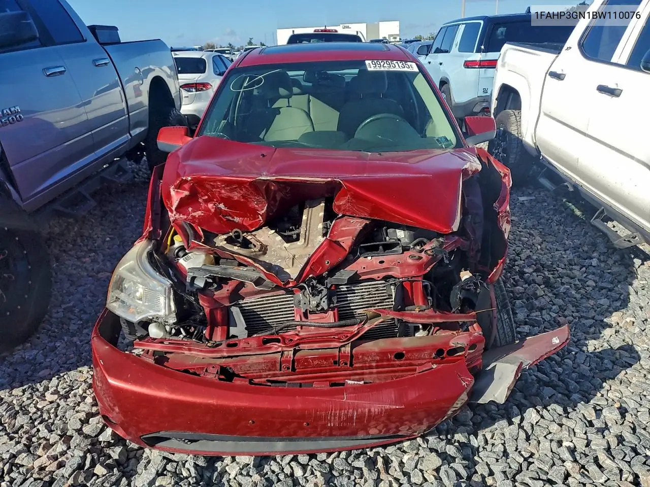 1FAHP3GN1BW110076 2011 Ford Focus Ses