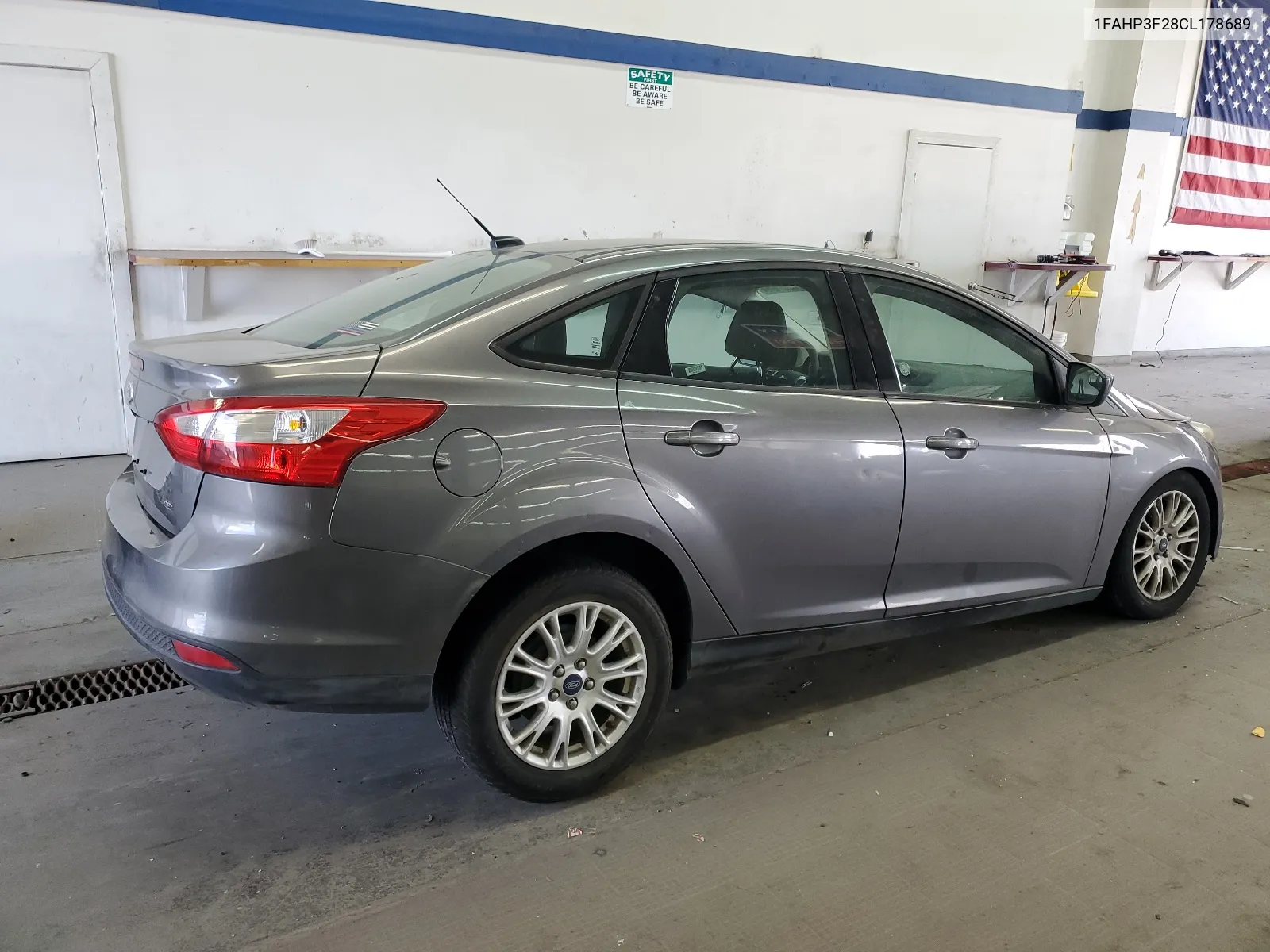 1FAHP3F28CL178689 2012 Ford Focus Se